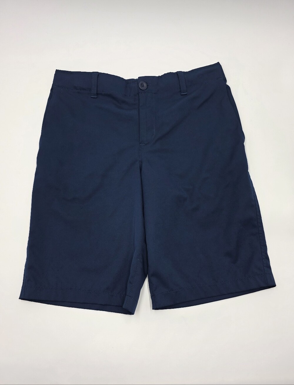Under Armour boys' navy golf shorts size 14